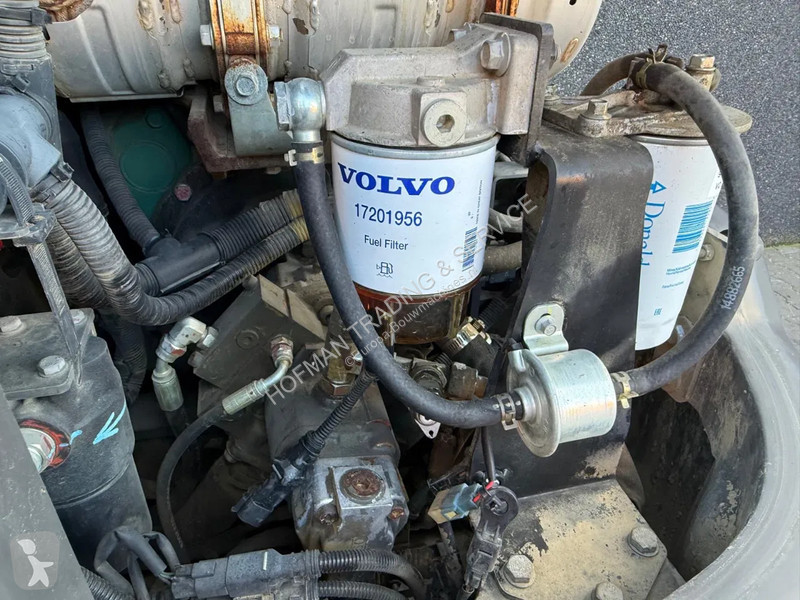 Escavadora Volvo EW60E