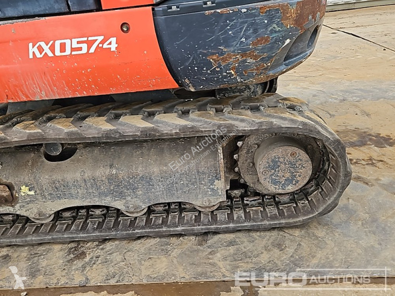 Lopatový nakládač Kubota KX057-4