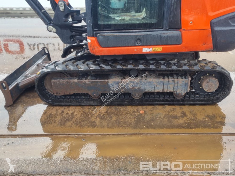 Lopatový nakládač Kubota KX027-4