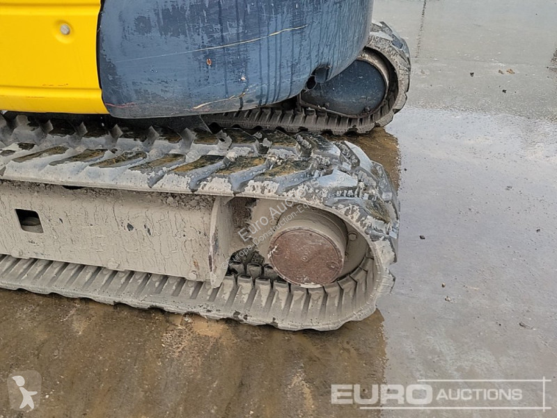 Lopatový nakládač Komatsu PC26MR-3