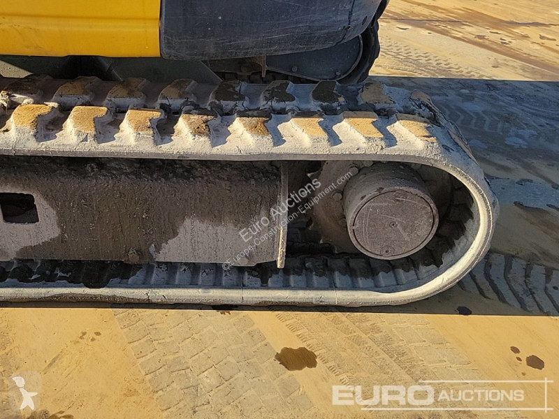 Lopatový nakládač Komatsu PC26MR-3