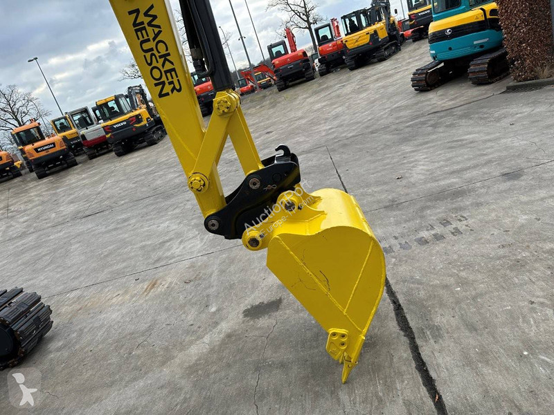 Skovel Neuson 6003