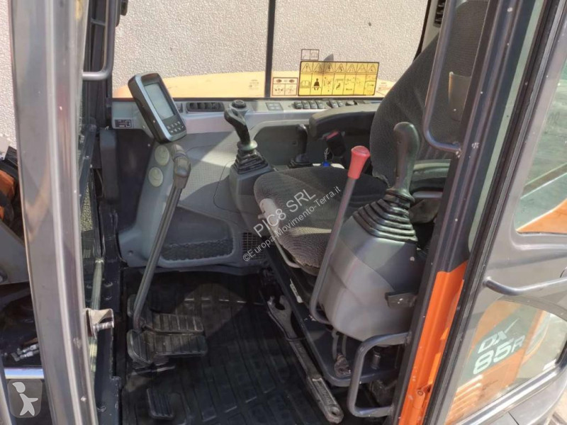 Escavatore Doosan DX85-3