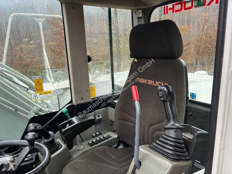 Rýpadlo Takeuchi