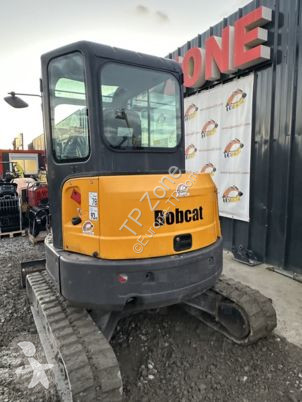 Lopatový nakládač Bobcat e35 à 23 500 € ht