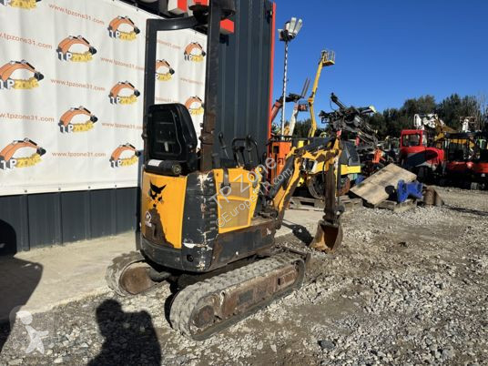Lopatový nakládač Bobcat e08 à 9 900 € ht