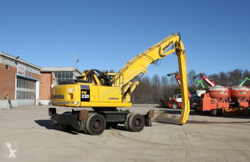Rýpadlo Komatsu PW220-MH