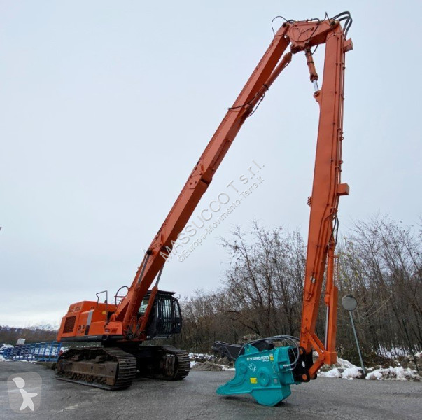 جرافة Hitachi