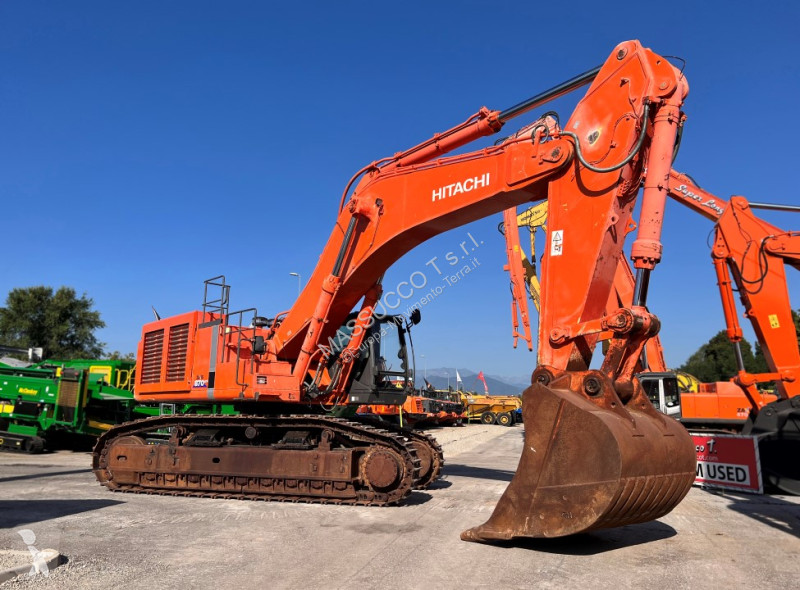 Rýpadlo Hitachi