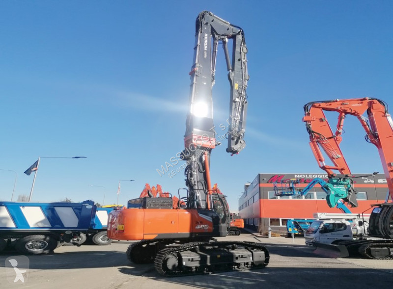 Rýpadlo Hitachi 0MC-7