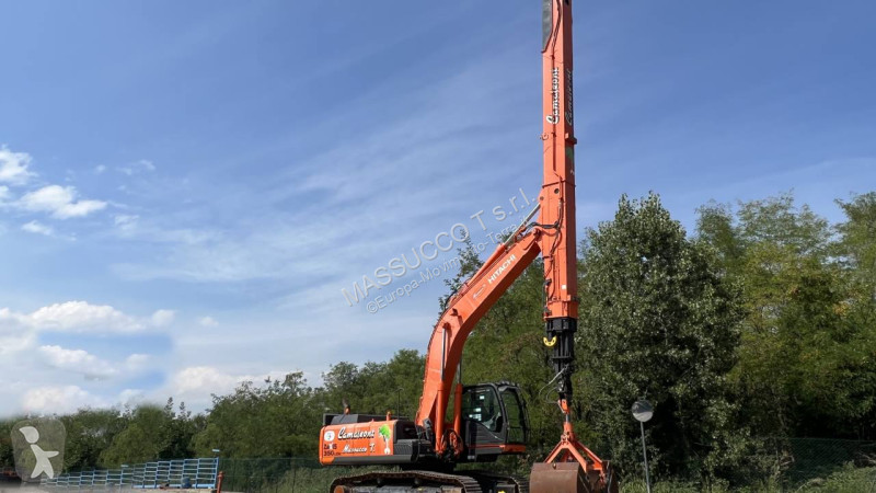 جرافة Hitachi 5B CMA