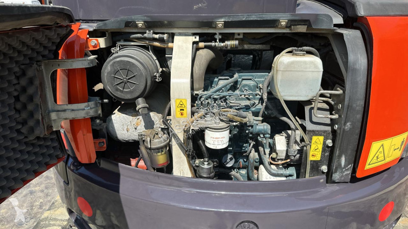جرافة Kubota U48-4