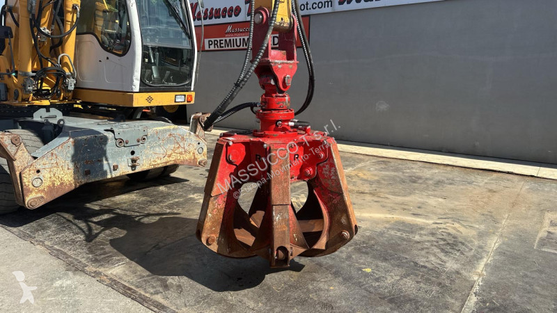 جرافة Liebherr