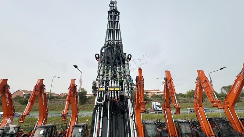 Rýpadlo Hitachi KMC380S-7