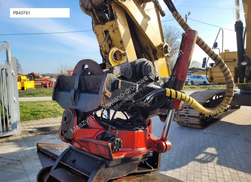 Escavatore Caterpillar