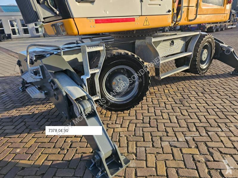Rýpadlo Liebherr LH 22M