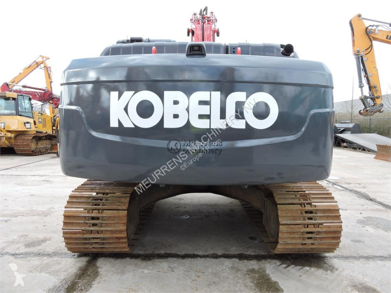 جرافة Kobelco SK210
