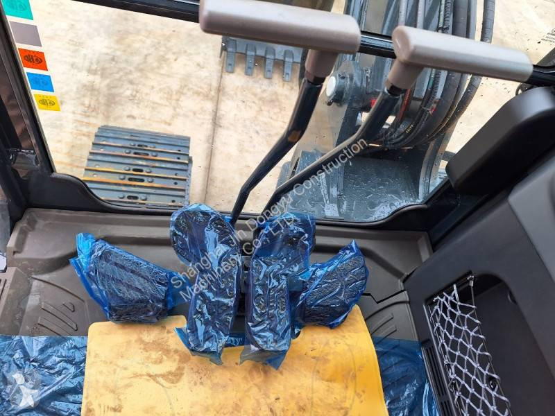 جرافة Hyundai HX60PRO