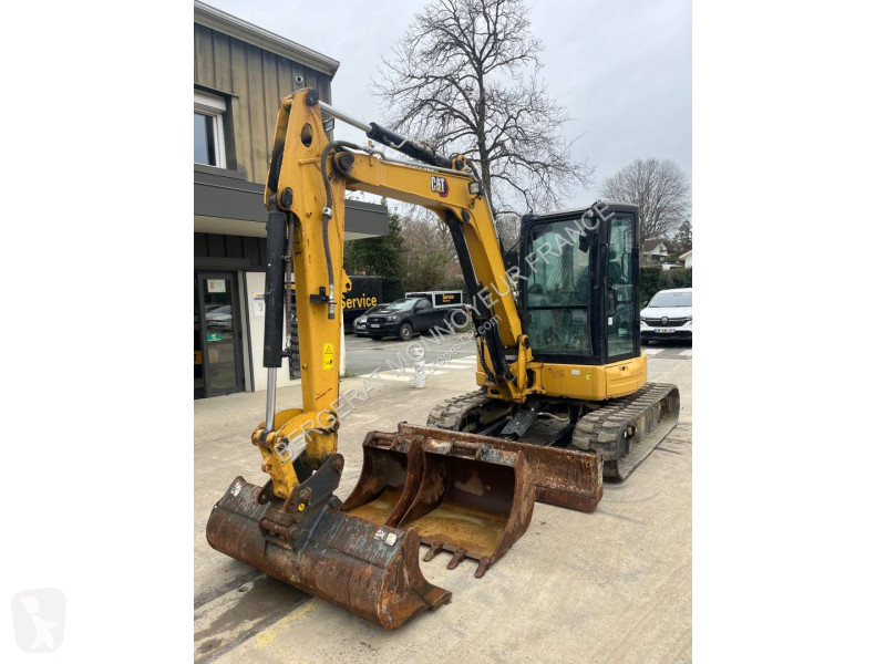 جرافة Caterpillar 305E2