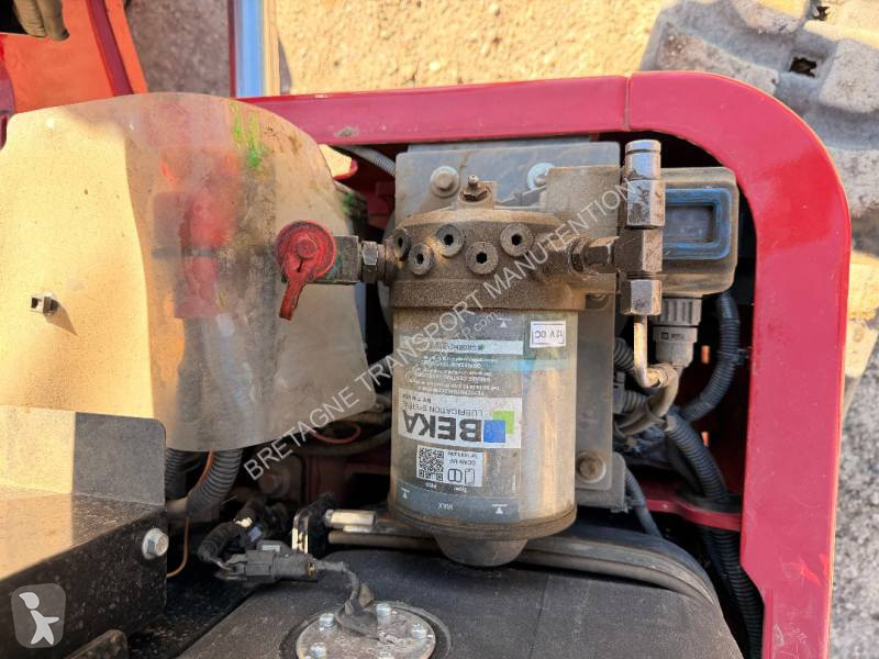 Rýpadlo Takeuchi TB370