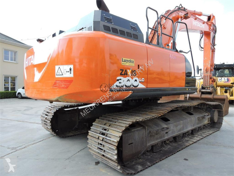 جرافة Hitachi 0