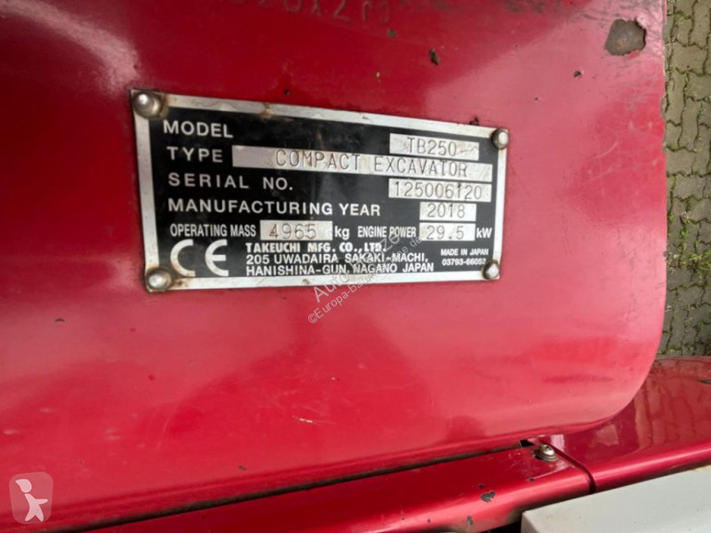 جرافة Takeuchi TB 250 Minibagger...