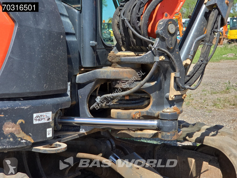 جرافة Kubota U50-5