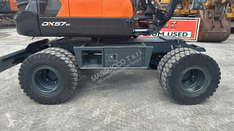 Rýpadlo Doosan DX57W-5
