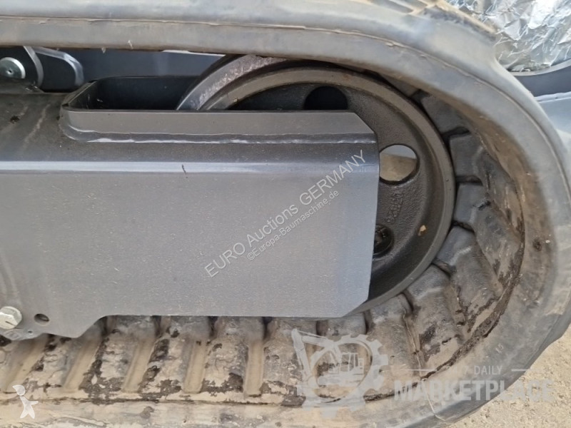 جرافة New Holland E58D