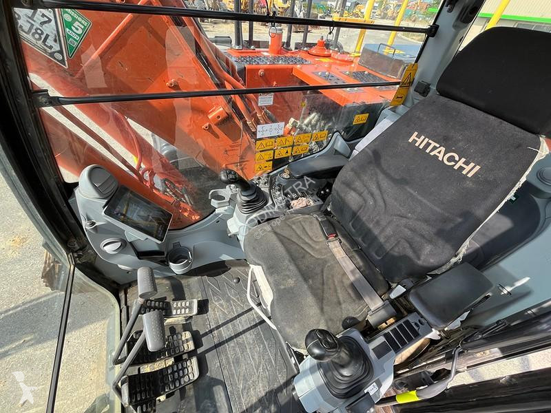 Rýpadlo Hitachi 7