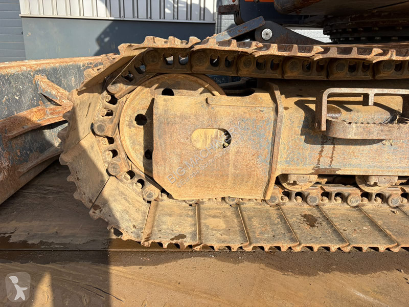 جرافة Doosan 5