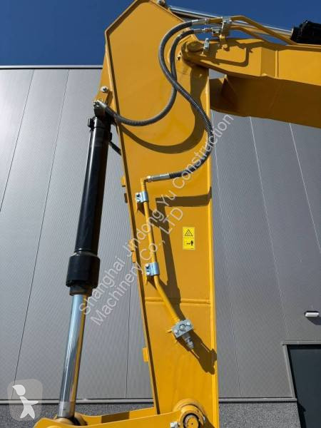 جرافة Caterpillar 330GC