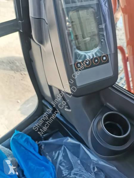 Экскаватор Hitachi ZX70-6A