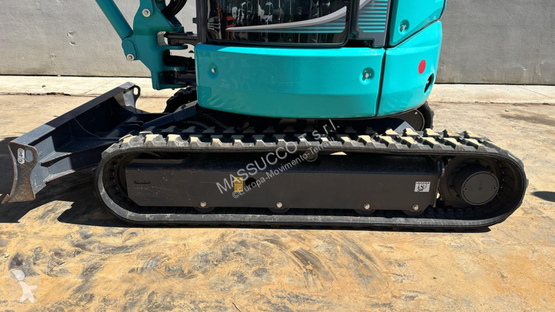 جرافة Kobelco SK28SR-6E