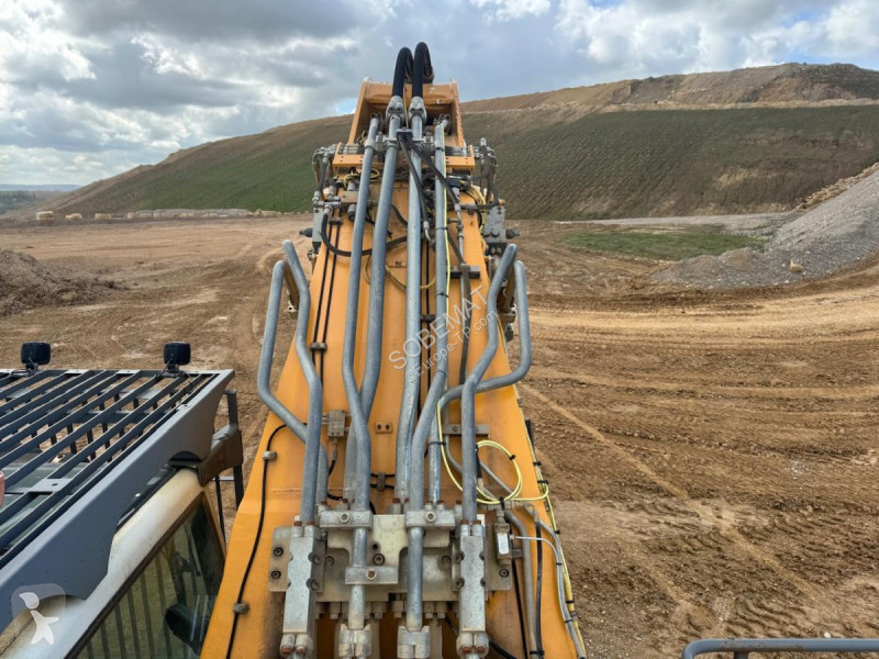 جرافة Liebherr R964C