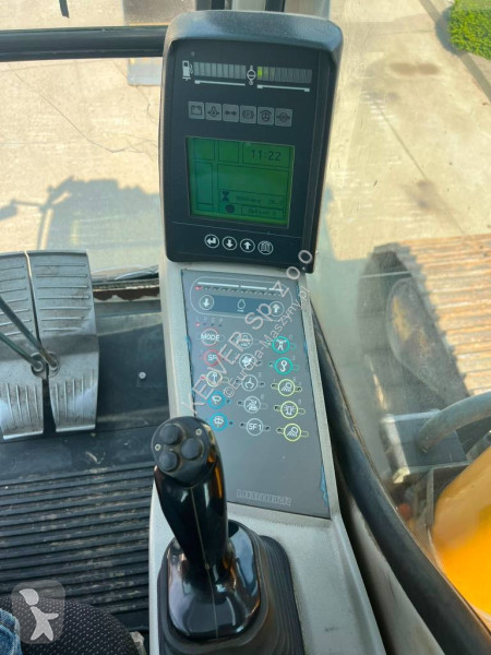 Lopatový nakládač Liebherr R900 * 2011 *...