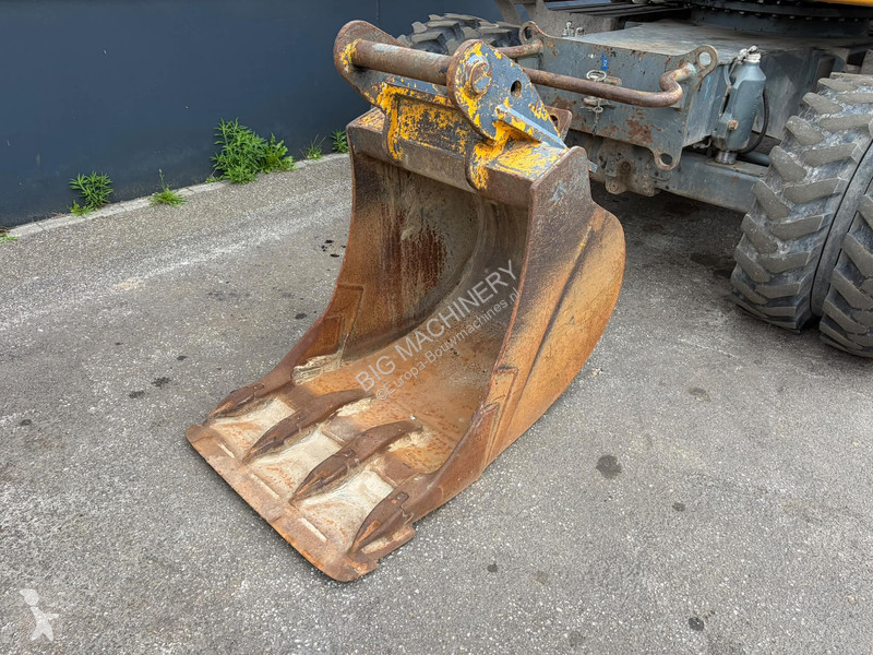 جرافة Liebherr A918