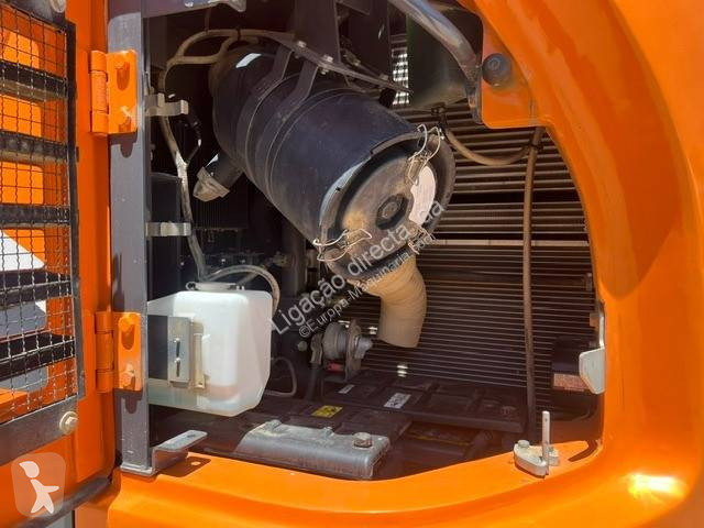 Lopatový nakládač Develon DX140LC-7