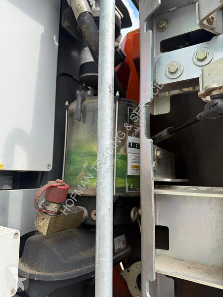 جرافة Liebherr Compact | A/C