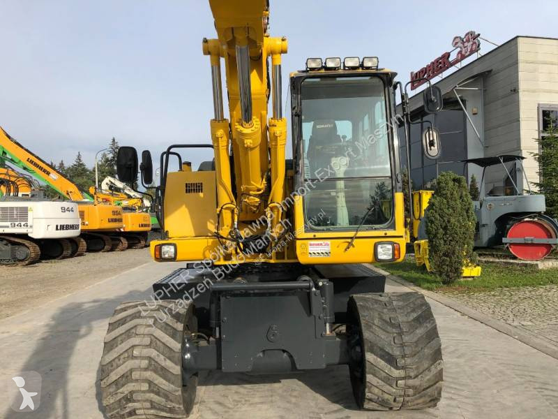 Lopatový nakládač Komatsu PW180-7E0
