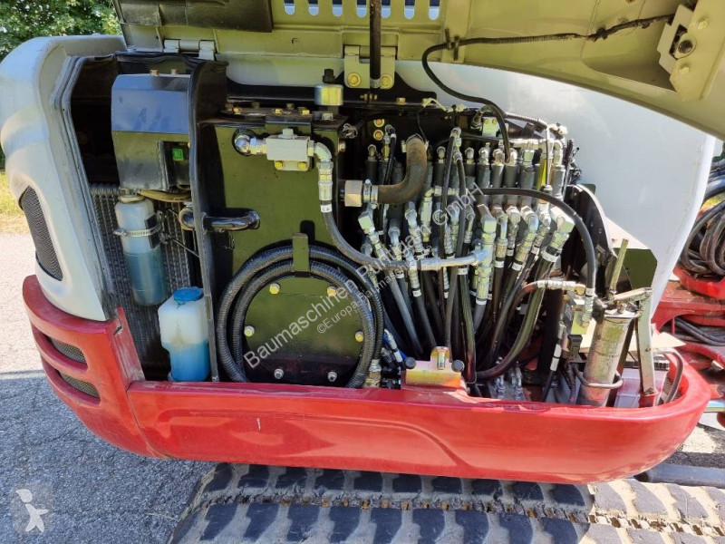 Экскаватор Takeuchi 230