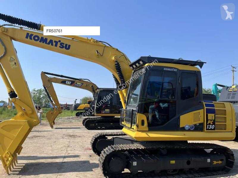 جرافة Komatsu