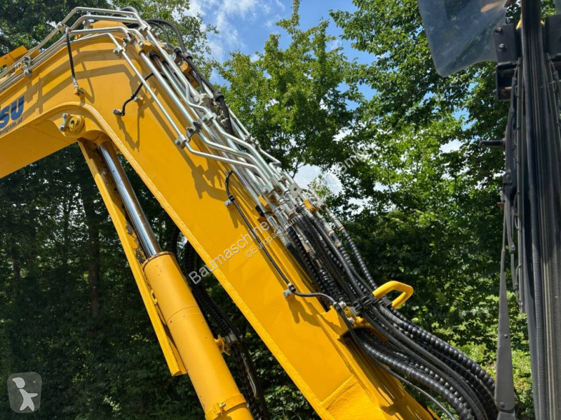 Rýpadlo Komatsu MR-10