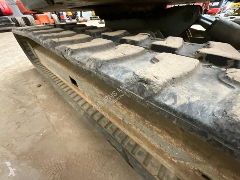 جرافة JCB 8085