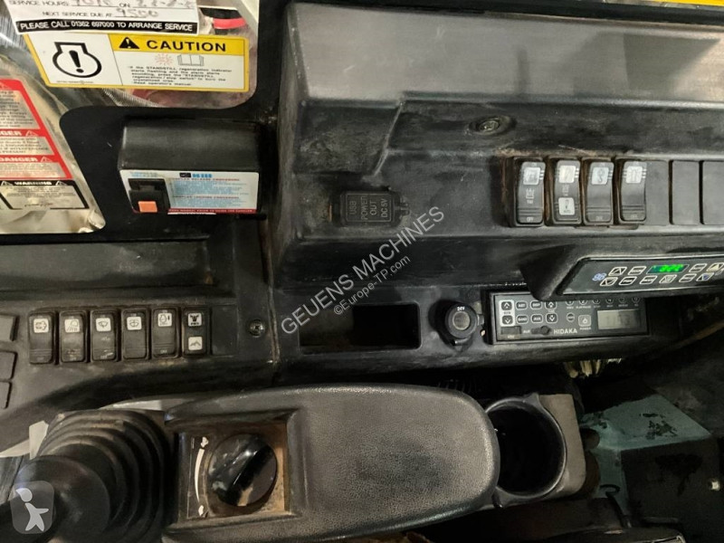 جرافة Takeuchi 2150