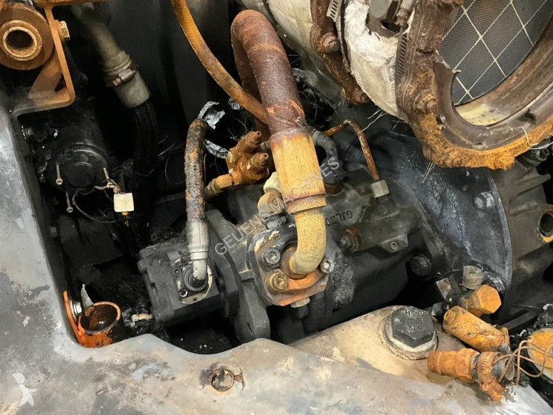 جرافة Doosan DX 85 R
