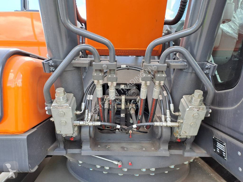 جرافة Develon DX225LC-7M (UNUSED - Multiple...
