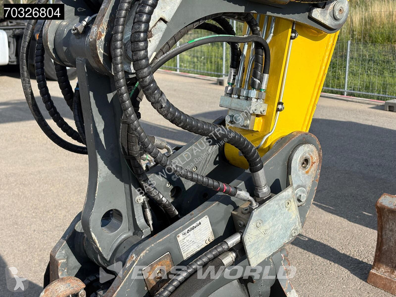 جرافة Wacker Neuson Powertilt