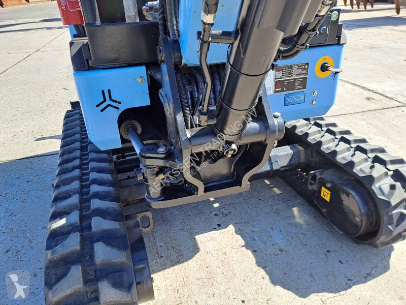 جرافة Sany SY19E Electric (3 Buckets)