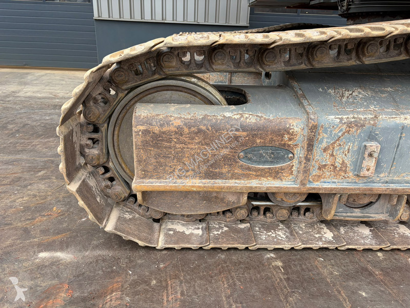 جرافة Liebherr R945 SHD